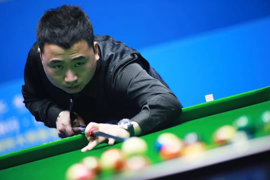 均处在各自 均处在各自