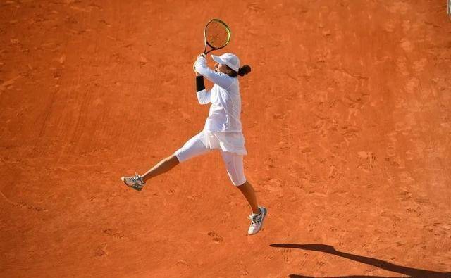 握在赛场上 握在赛场上